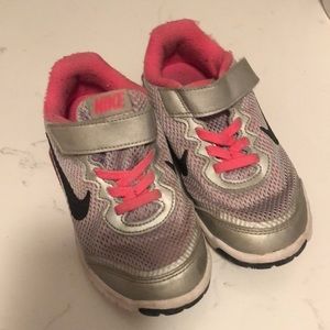 Nike sneakers little girls size 11